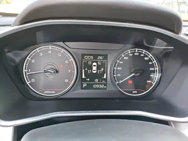 Geely Binyue — Фото автомобиля 7