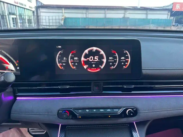 GAC Trumpchi Emkoo — Фото автомобиля 29