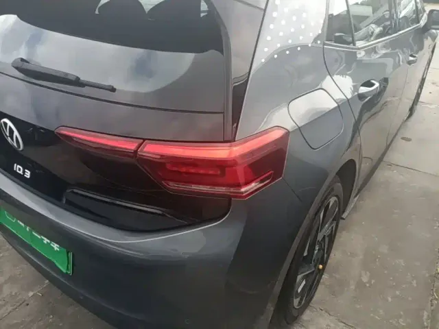 Volkswagen ID.3 — Фото автомобиля 7