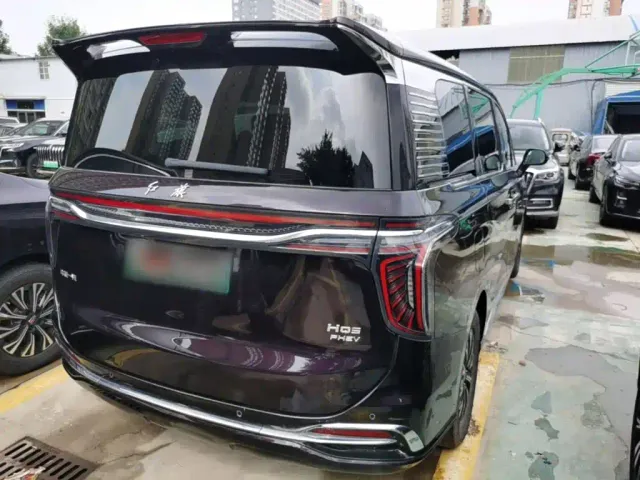 Hongqi HQ9 PHEV — Фото автомобиля 6
