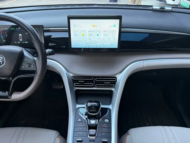 BYD Song Pro — Фото автомобиля 8