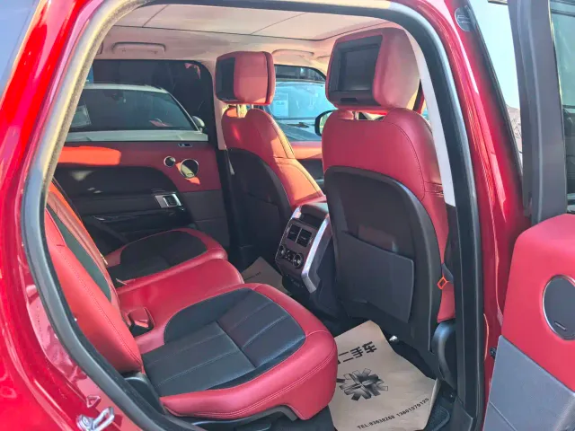 Land Rover Range Rover Sport — Фото автомобиля 8