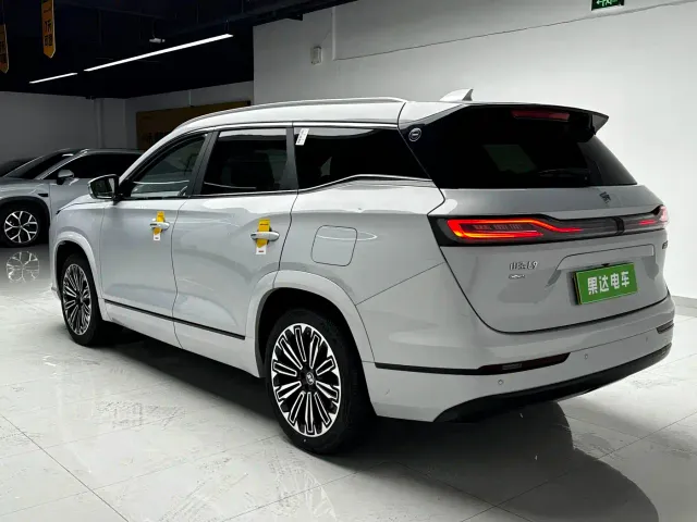 Jetour Shanhai L9 — Фото автомобиля 8