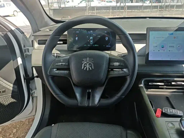 BYD Qin PLUS — Фото автомобиля 10