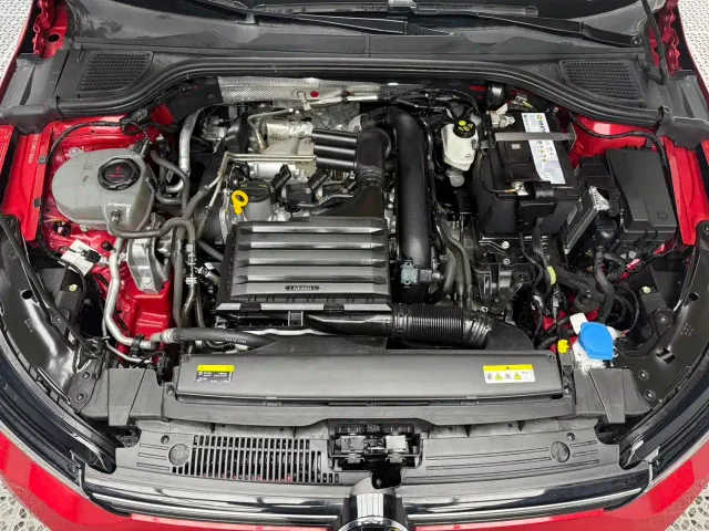 Volkswagen Golf — Фото автомобиля 23