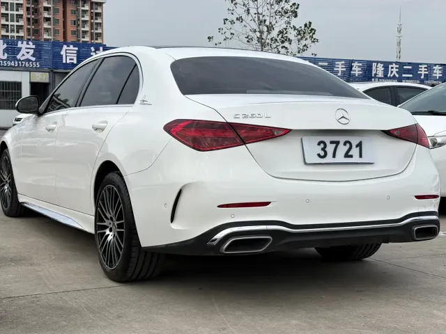 Mercedes-Benz C-Class — Фото автомобиля 6