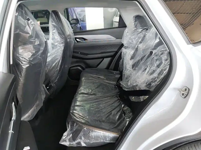 Dongfeng SKY EV01 — Фото автомобиля 16