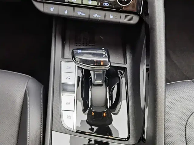 Hyundai Elantra — Фото автомобиля 13