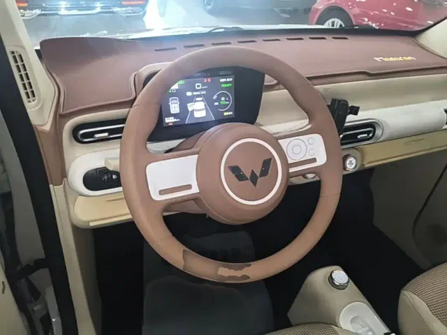 Wuling Hongguang Mini EV — Фото автомобиля 10