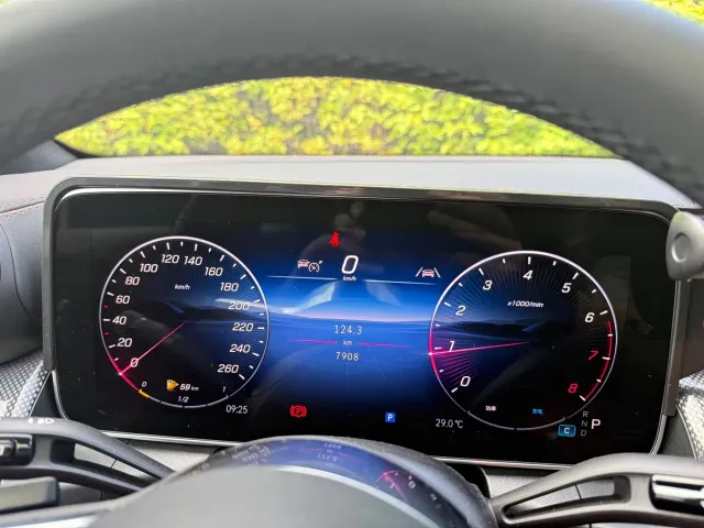 Mercedes-Benz Mercedes-Benz GLC 2025 Model Year GLC 260 L 4MATIC Dynamic — Фото автомобиля 4