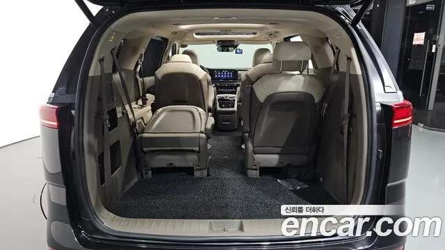 Kia Canival Carnival 4 поколение Бензин 9 мест Signature — Фото автомобиля 20