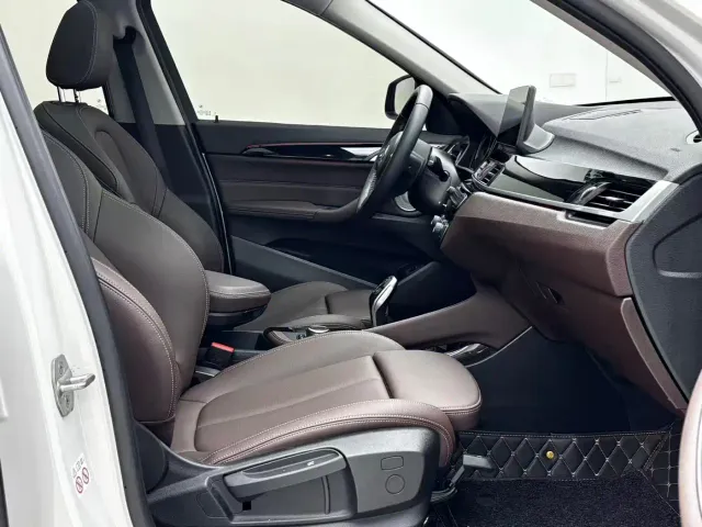 BMW BMW X1 2022 sDrive20Li Premium — Фото автомобиля 18