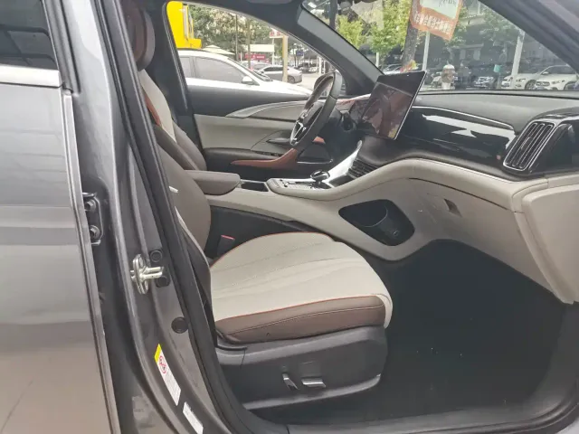 BYD Song Pro — Фото автомобиля 4