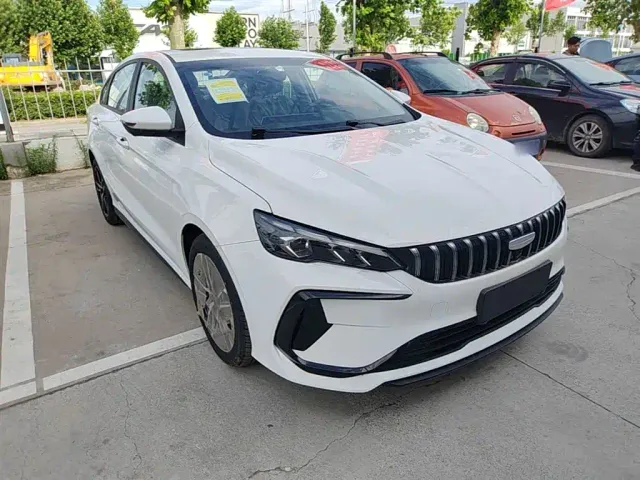 Geely Binrui — Фото автомобиля 3