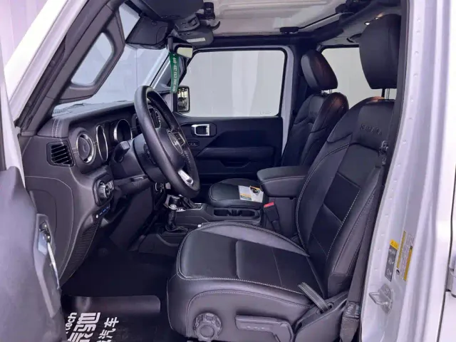 Jeep Wrangler 4xe — Фото автомобиля 14