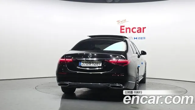 Mercedes-Benz S-Class — Фото автомобиля 2