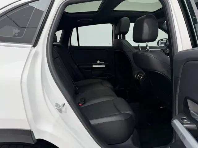 Mercedes-Benz GLA-Class — Фото автомобиля 21