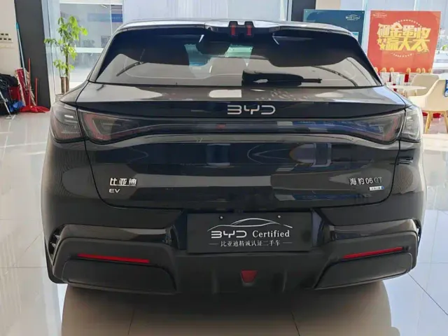 BYD Seal 06 GT — Фото автомобиля 6