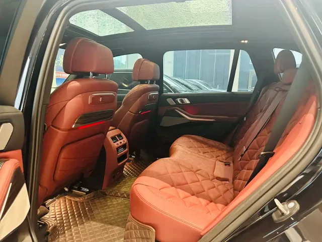 BMW X5 — Фото автомобиля 8