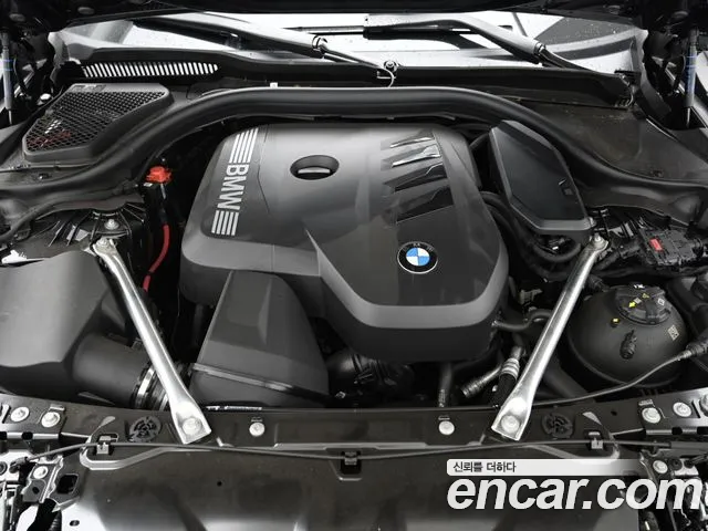 BMW 5 Series G60 — Фото автомобиля 6