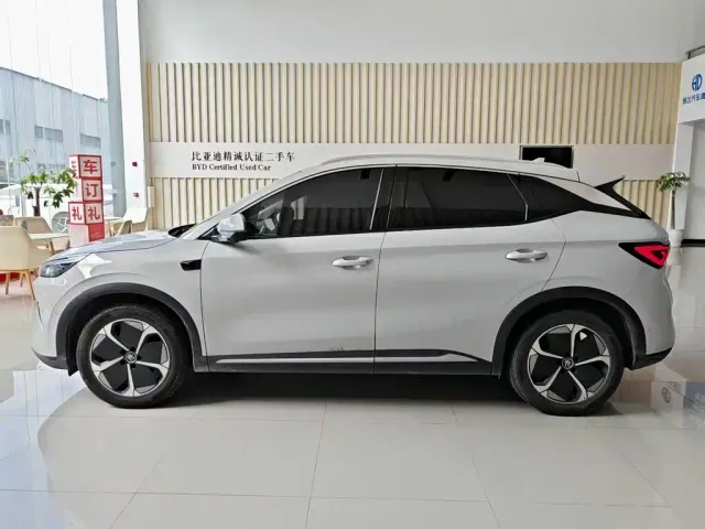 BYD Yuan PLUS — Фото автомобиля 4