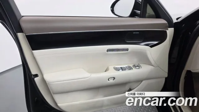 Genesis G90 RS4 — Фото автомобиля 13