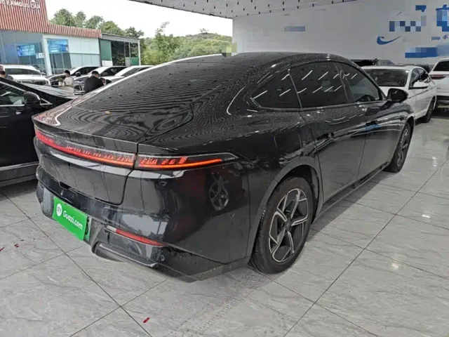 Dongfeng eπ 007 — Фото автомобиля 6