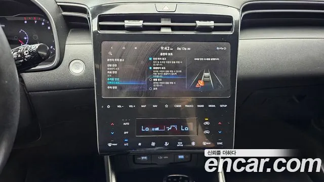 Hyundai Tucson Tucson (NX4) Бензин 1.6 турбо 2WD — Фото автомобиля 14