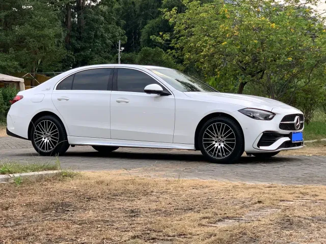 Mercedes-Benz C-Class — Фото автомобиля 3