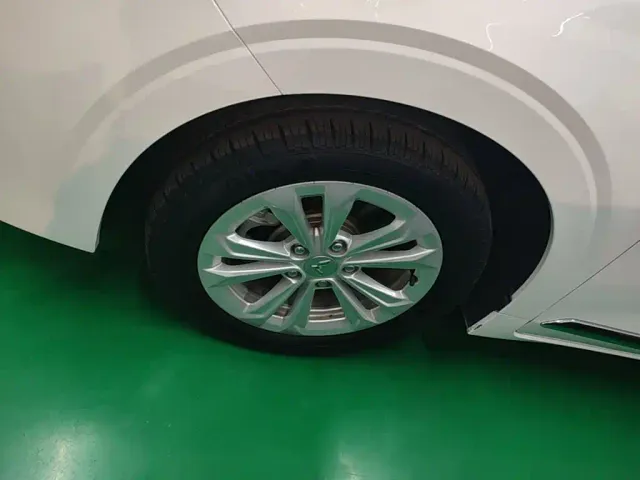 Wuling Jiachen — Фото автомобиля 22