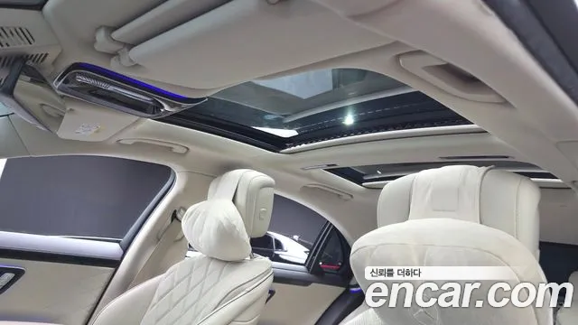 Mercedes-Benz S-Class — Фото автомобиля 17