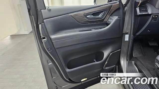 Toyota Alphard 4th Gen — Фото автомобиля 13
