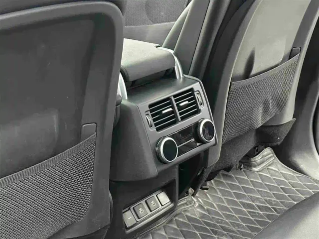 Land Rover Discovery — Фото автомобиля 11