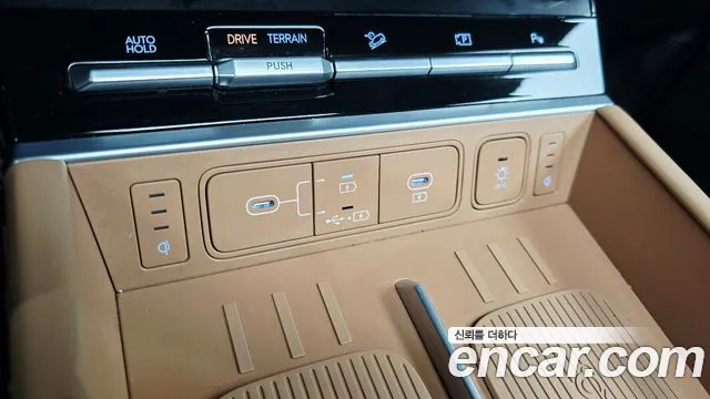 Hyundai Santa Fe MX5 — Фото автомобиля 18