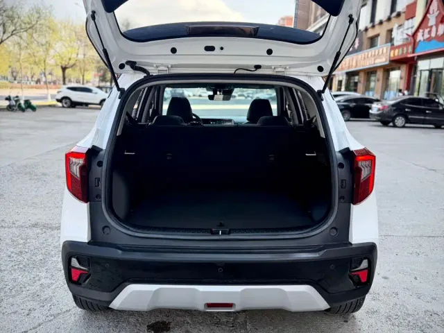 Kia Seltos — Фото автомобиля 14