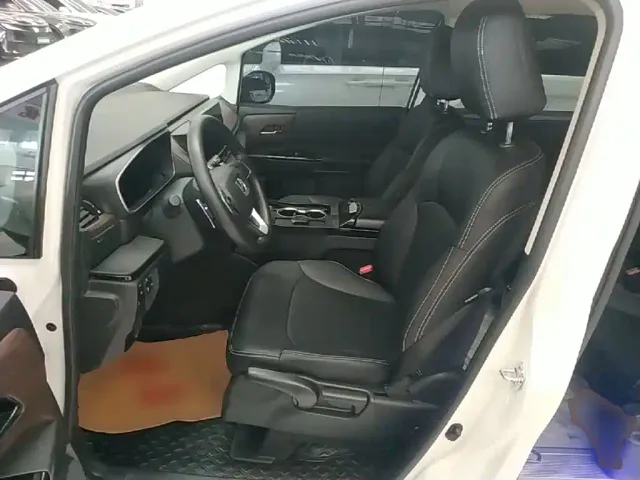 Honda Odyssey — Фото автомобиля 14