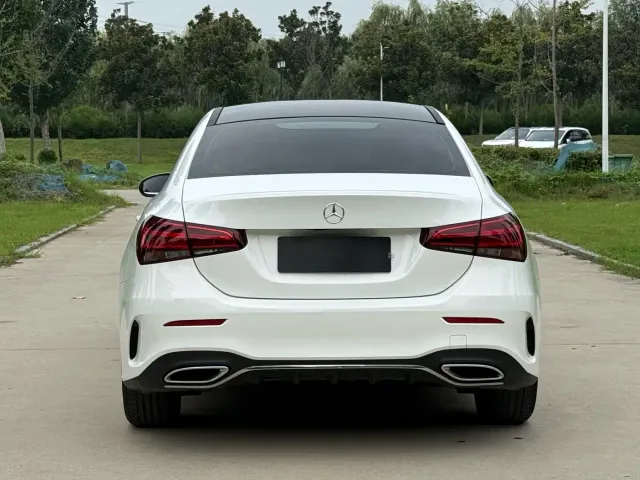Mercedes-Benz A-Class — Фото автомобиля 18