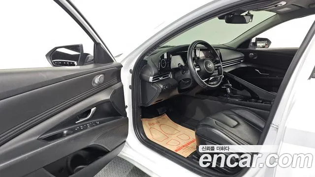 Hyundai Avante — Фото автомобиля 15