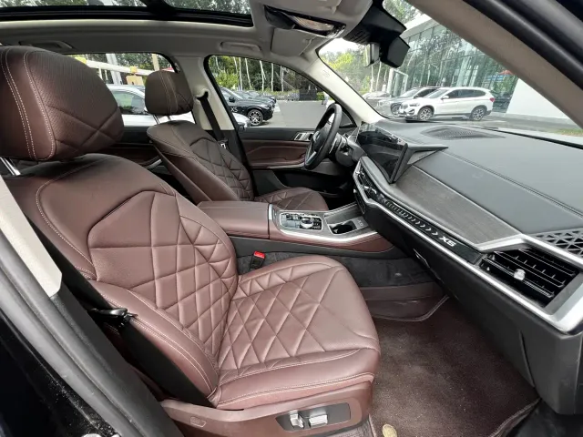 BMW X5 — Фото автомобиля 7