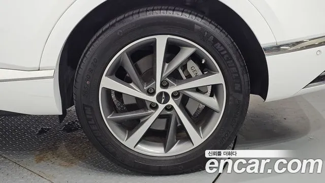 Genesis GV80 — Фото автомобиля 6