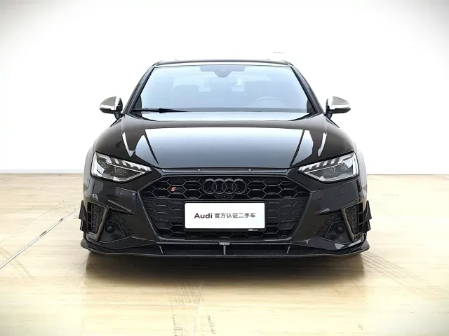 Audi A4L — Фото автомобиля 2
