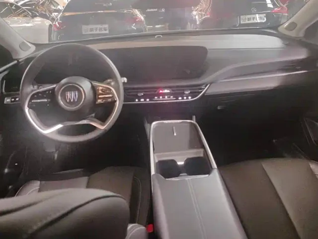 Buick LaCrosse — Фото автомобиля 12