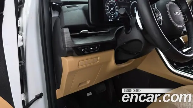 Kia Carnival 4th Gen — Фото автомобиля 13