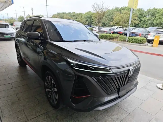 Changan CS75 Plus — Фото автомобиля 3