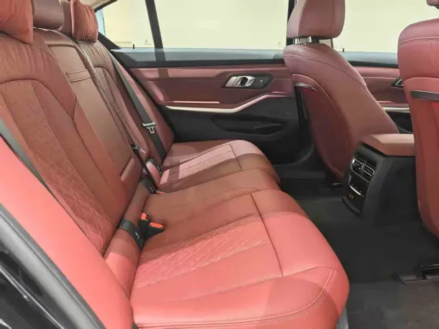 BMW i3 — Фото автомобиля 4