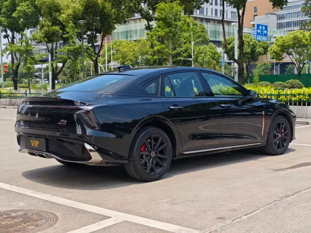 Hongqi H6 — Фото автомобиля 15