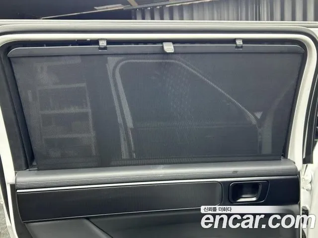 Hyundai Santafe — Фото автомобиля 18