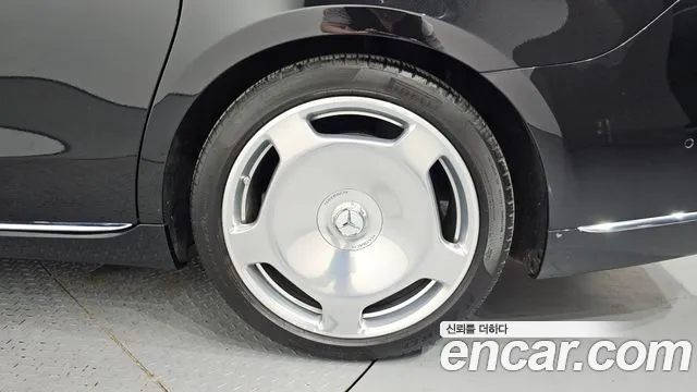 Mercedes-Benz S-Class — Фото автомобиля 20