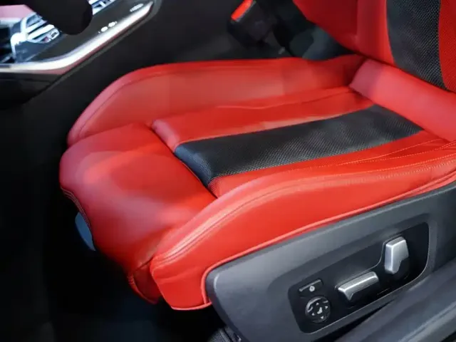 BMW M4 — Фото автомобиля 19