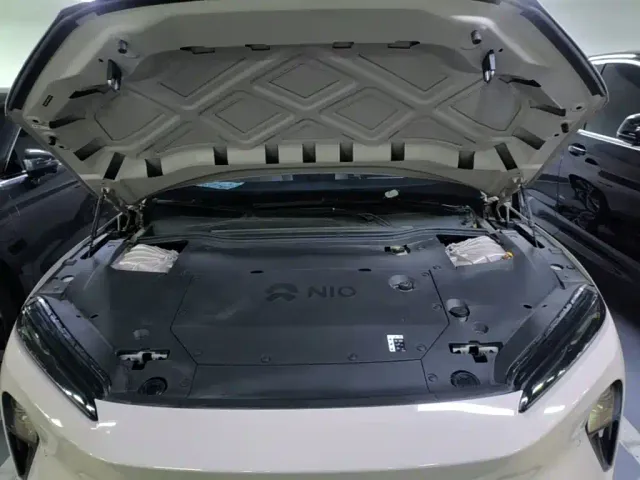 Nio ET5 — Фото автомобиля 19